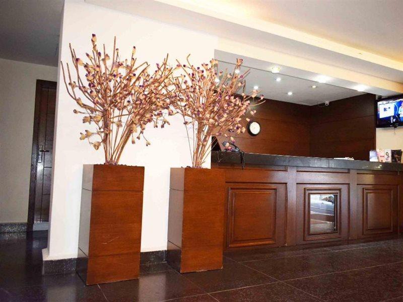 Orient Prince Hotel Бейрут Екстериор снимка