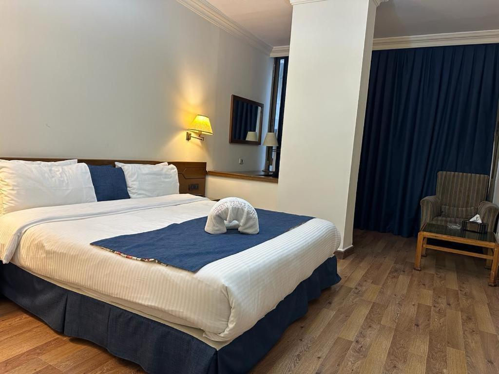 Orient Prince Hotel Бейрут Екстериор снимка