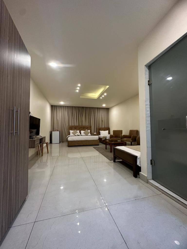Orient Prince Hotel Бейрут Екстериор снимка