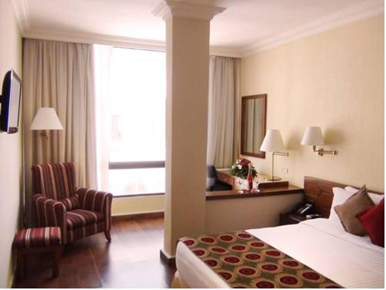 Orient Prince Hotel Бейрут Екстериор снимка